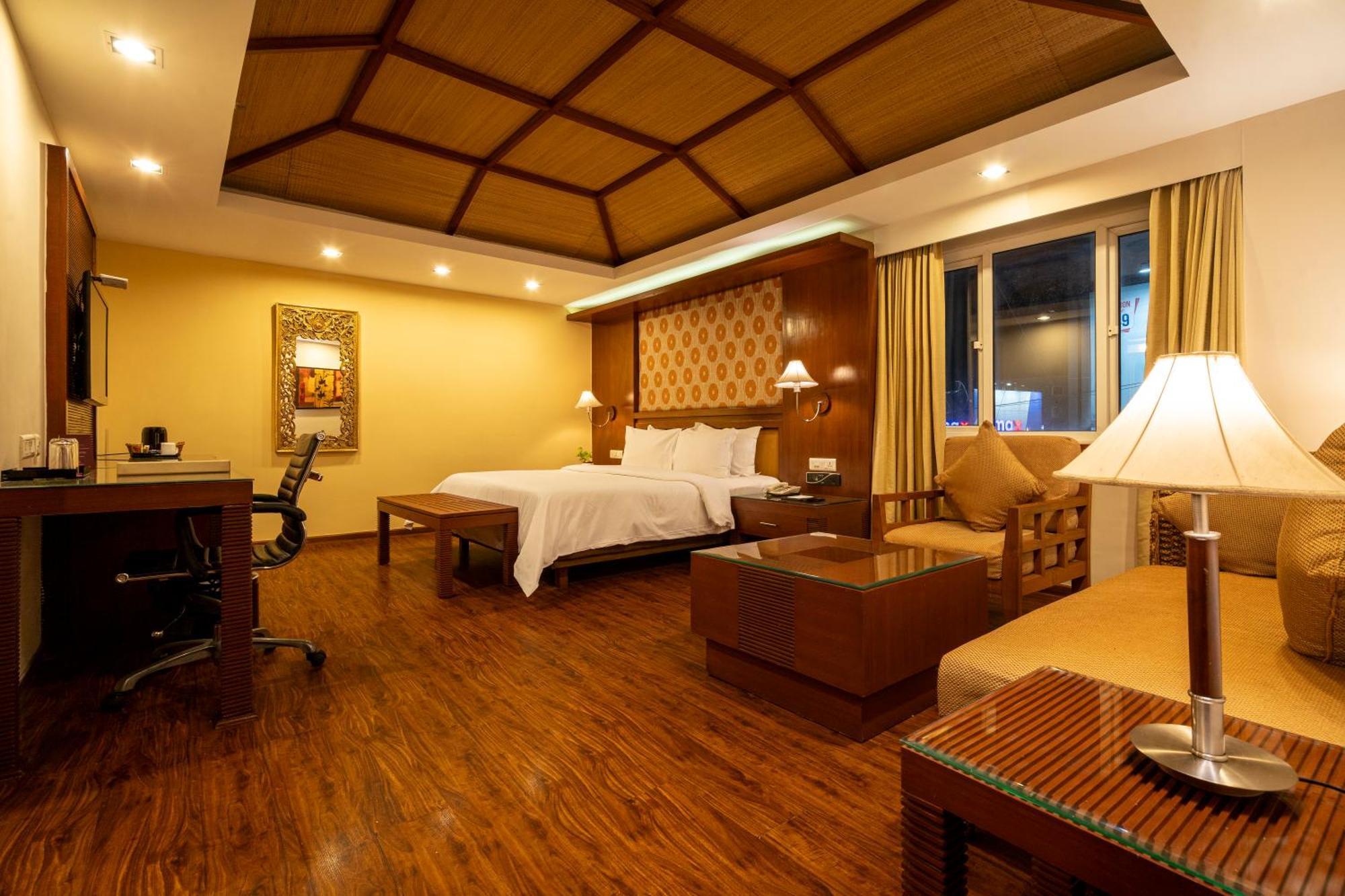 The Residency Karur Hotel Buitenkant foto
