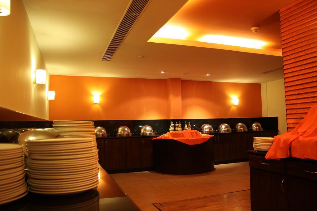 The Residency Karur Hotel Buitenkant foto